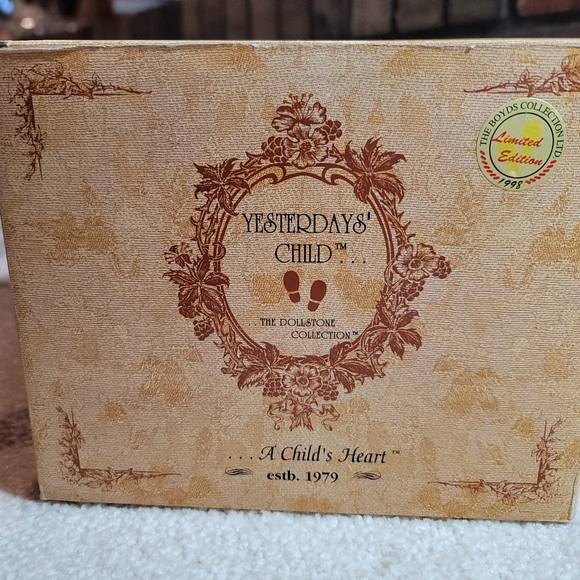 The Boyd's Collection The Animal Hospital vintage limited edition figurine - Picture 8 of 9